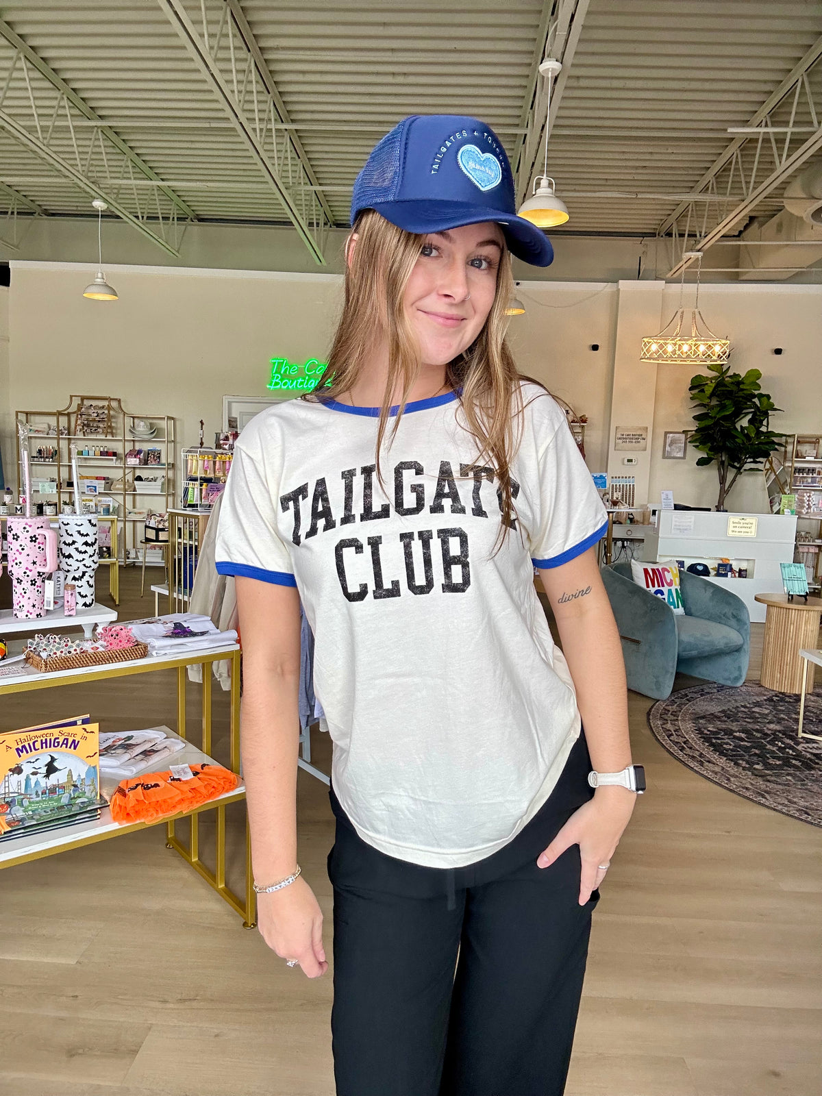 Tailgate Club Ringer Graphic T-Shirt In Royal