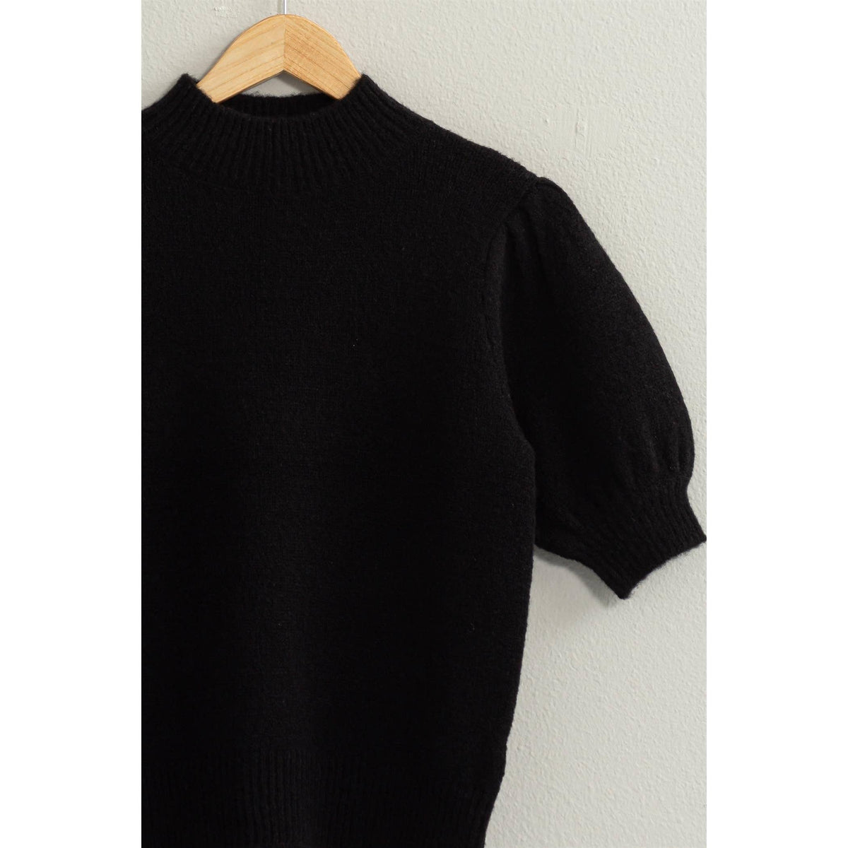 Short Sleeve Sweater With Puff Sleeve in Black