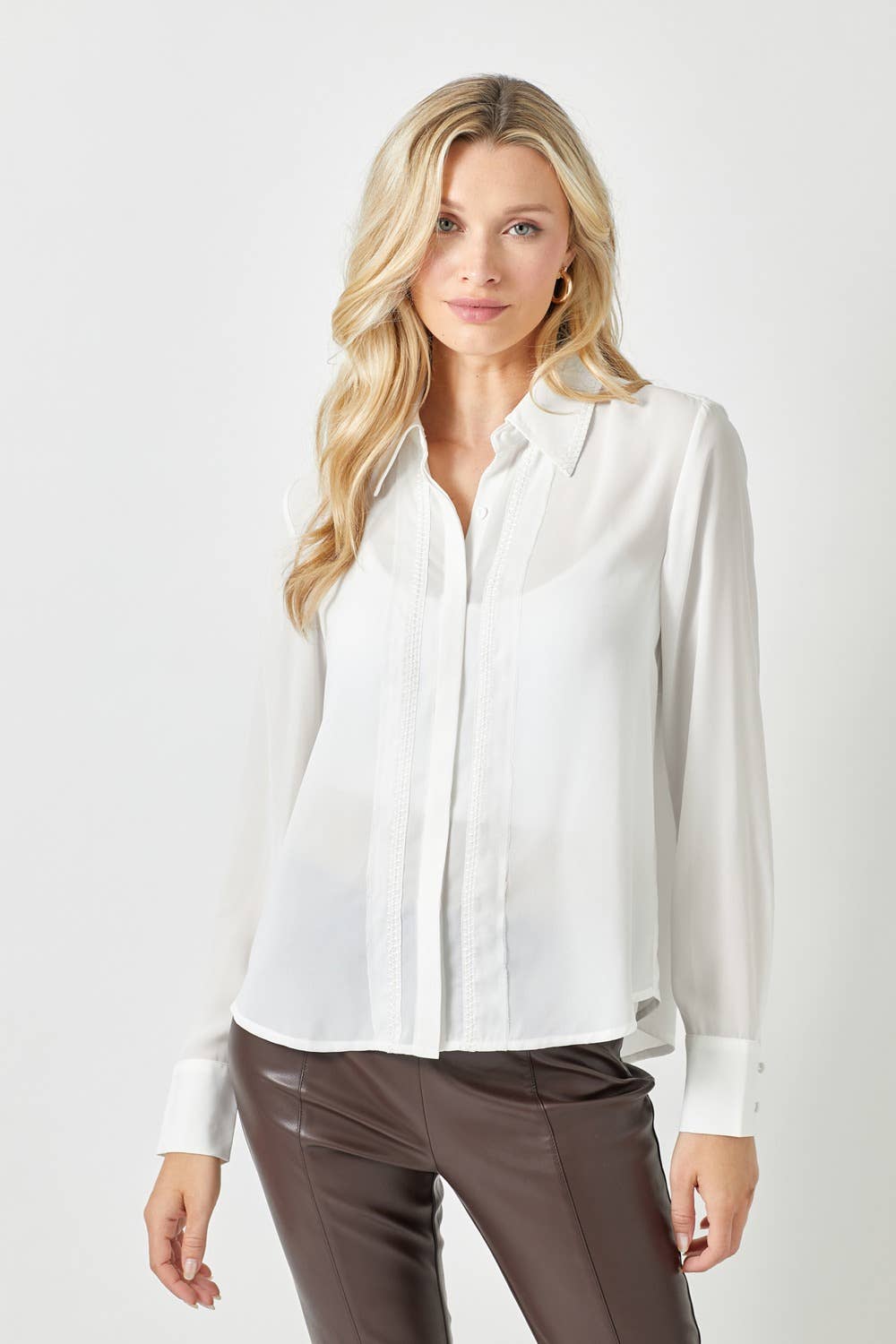 Embroidery Detail Blouse in Off White